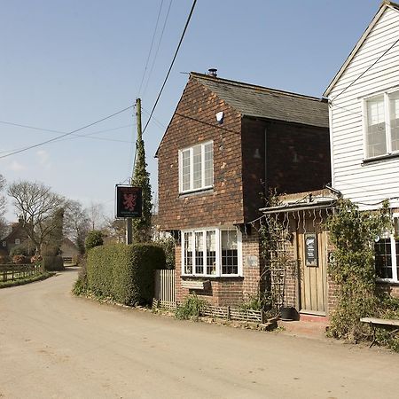 فندق The Red Lion Stodmarsh كانتربيري المظهر الخارجي الصورة