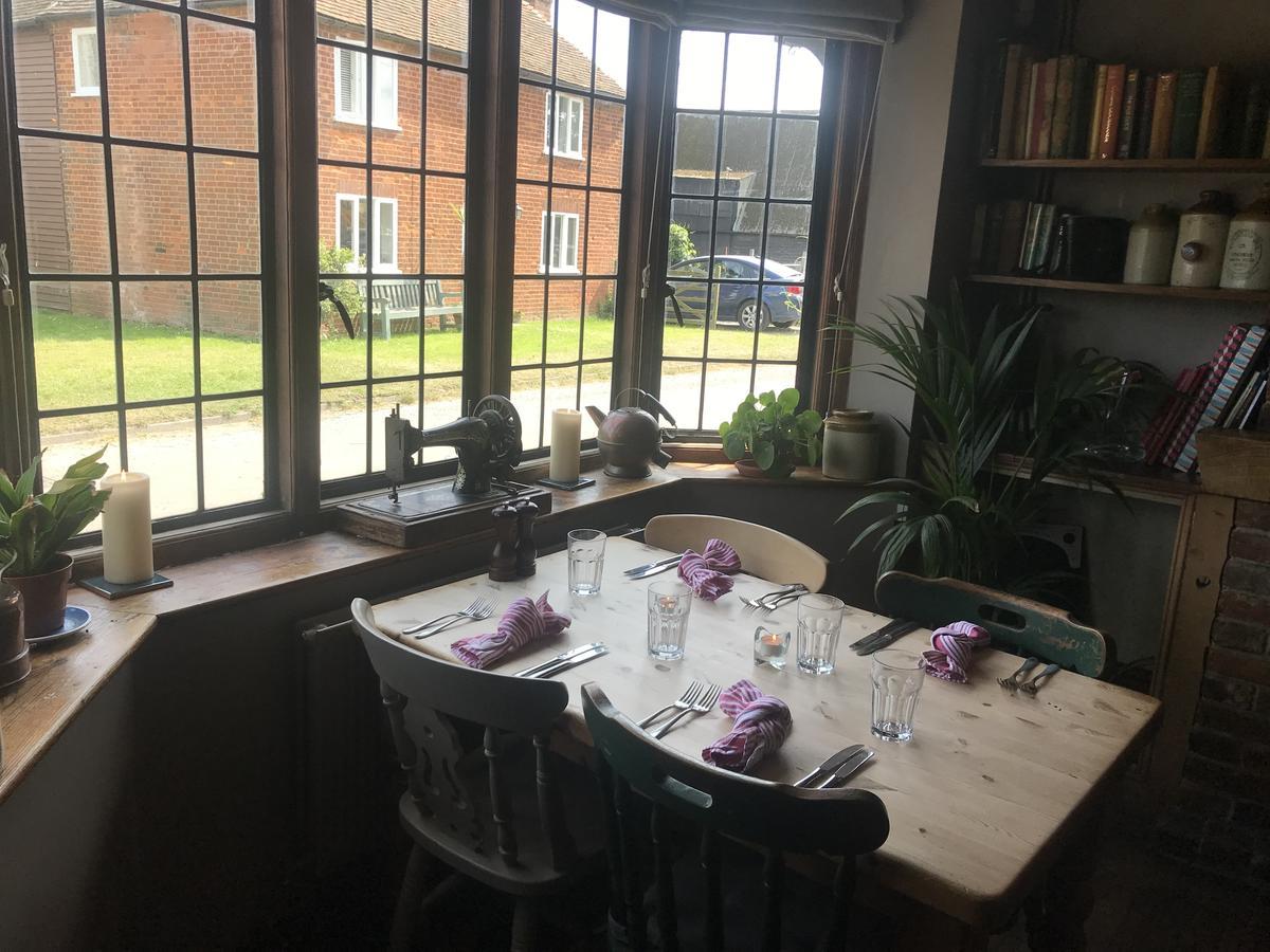 فندق The Red Lion Stodmarsh كانتربيري المظهر الخارجي الصورة